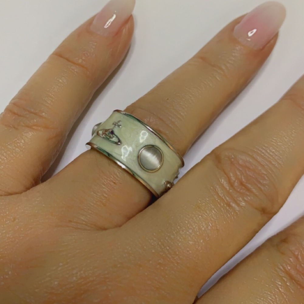 Sold out Vivienne Westwood Silver enamel pearl logo Ring - Picture 4 of 8